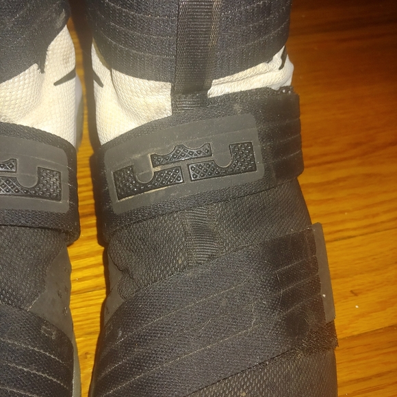 Nike Lebron zoom soldier 1 size 11 - Picture 3 of 7